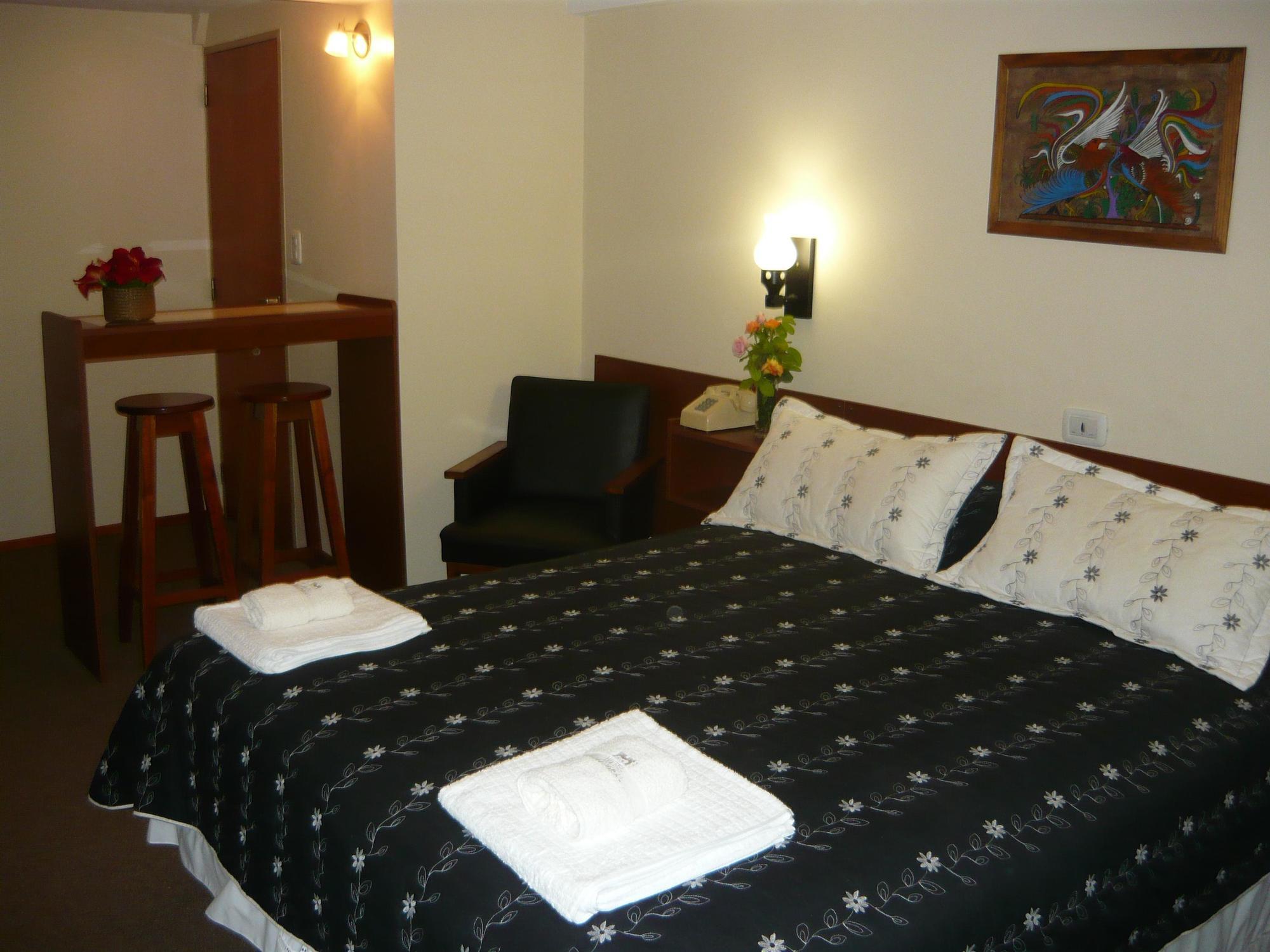 Mayoral Hotel Rosario